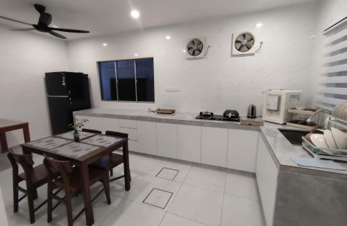 George Town Villa | Sweet Home
