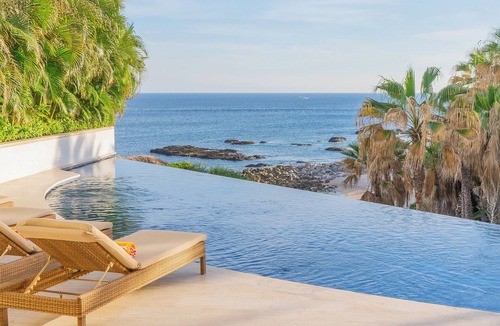 Cabo Bello Villa | Swimmable Beachfront Luxury Villa w/Heated Pool, Spa & Game Room in Cabo Bello