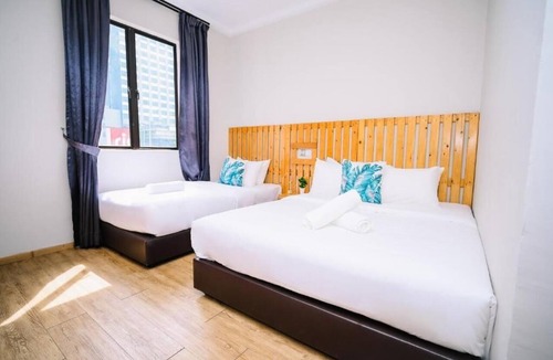 Kota Warisan Hotel | Swing & Pillows - Kota Warisan