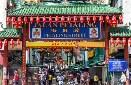 Chinatown Hotel | Swing & Pillows - Petaling Street Kuala Lumpur
