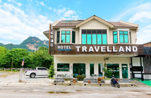 Hulu Kinta Hotel | Swing & Pillows - Travelland Hotel, Ipoh