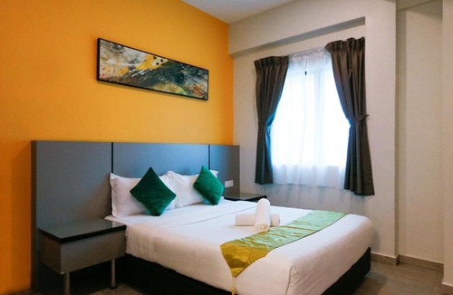 Hulu Kinta Hotel | Swing & Pillows - Travelland Hotel, Ipoh