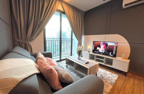 Bukit Lanjan Apartment | TA Petaling Jaya Comfort Home 1-10 pax 3 Room Bed 5 min to One U