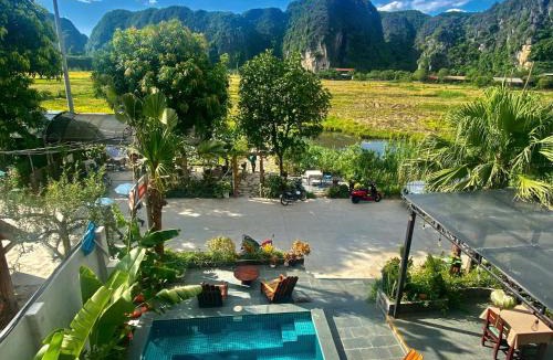 Hoa Lu House | Tam Coc Mountain View Homestay