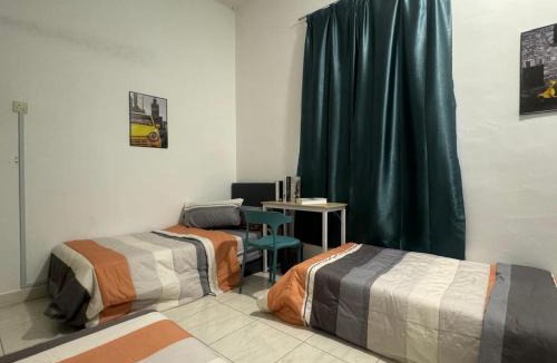 Gurun House | Taman Sri Utama Gurun - Room Only