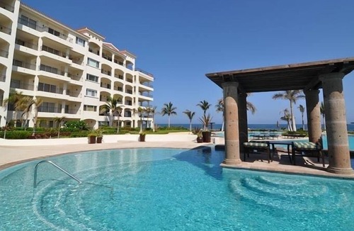 Zona Hotelera Condo | TBA 1202- AMAZING TWO BEDROOMS WITH GREAT VIEW TO THE OCEAN