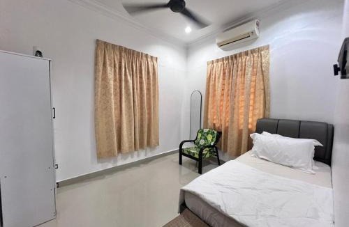 Raub House | Teratak Ayahbonda