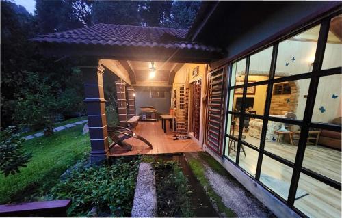Kuala Kangsar Ski Chalet | Teratak Jannah Homestay & Resort