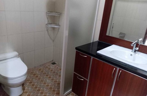 Ciloto Villa | Terletak secara menarik di distrik Cisarua di Cisarua