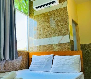 District 10 Hotel | Thế Giới Mới Hotel Sư Vạn Hạnh - District 10 Center Saigon