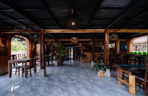 Ha Giang Cabin | Tha Hill Panorama - Private Motorbike, SUV, Jeep Tour & Motorbike Rental