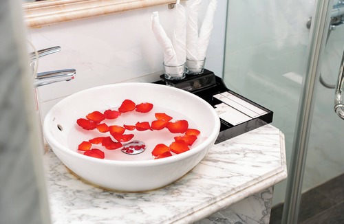 Bai Chay Hotel | Thai Ha Hotel