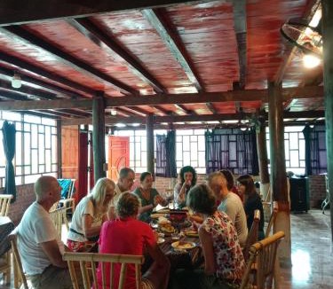 Quang Uyen House | Thai Homestay
