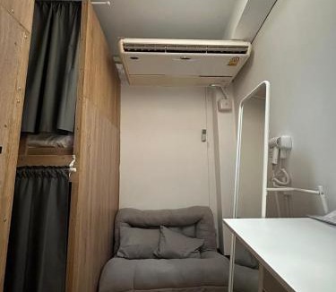 Talat Yot Hostel | Thai Siwilai Hostel By TCD