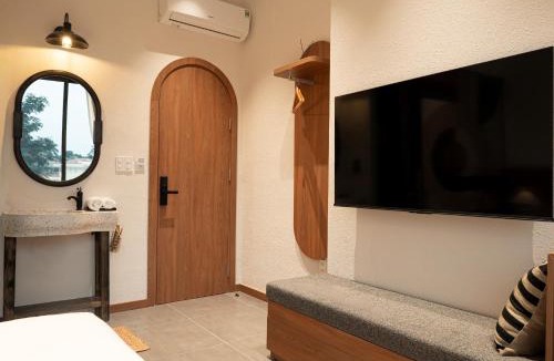 Hai Phong Hotel | Than Coffee & Homestay