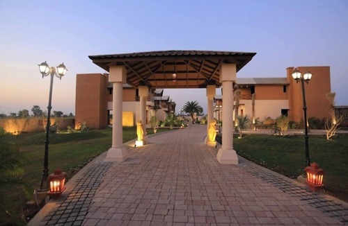 Olpad Villa | The Aambli Retreat - Weekend Villa Surat