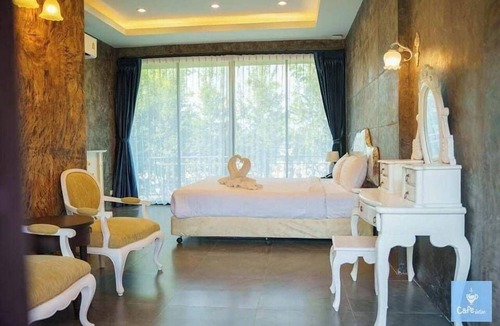 Phitsanulok Hotel | THE AIYARARIN RESORT