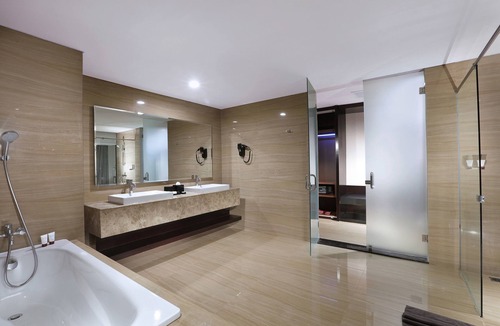 Colomadu Hotel | The Alana Hotel and Convention Center - Solo by Aston