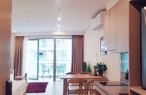 Thang Tam Hotel | The apartment has full amenities such as , especially very close to the beach