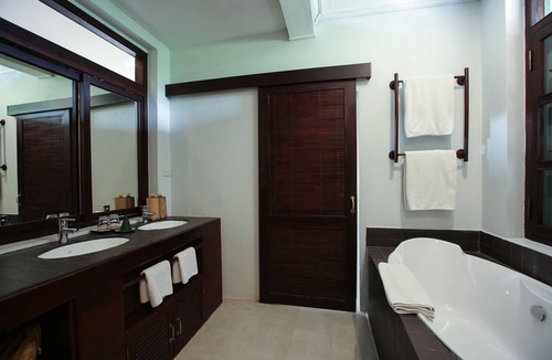 Luang Prabang Hotel | The Apsara Rive Droite