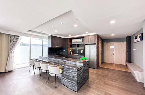 Tanjung Aru Hotel | The Aru Hotel, Aru Suites by Ayuhouz