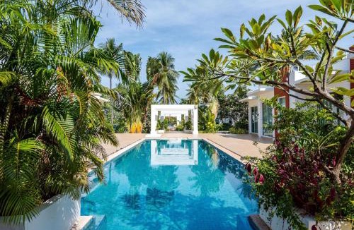 Sam Roi Yot Hotel | The Beach Village Resort