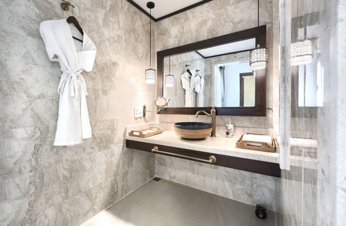 Hai Chau Resort | The Blossom Resort Island Da Nang