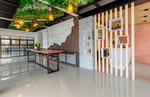 Don Sak Hotel | The Blue C Donsak