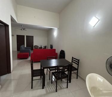 Bota Apartment | The Bookstay Studio with 2 rooms Seri Iskandar Perak