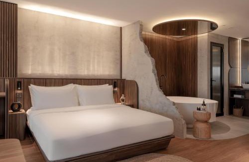 Penampang Hotel | The Cara Hotel