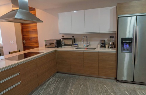 Zona Hotelera Apartment | The Double View - Lavish Ocean View Condo