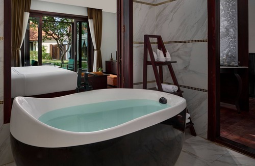 Siem Reap Hotel | The Embassy Angkor Resort & Spa