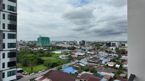 Taman Berjaya Apartment | The Family Den Upton By Elica