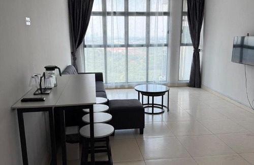 Sekudai Apartment | The Garden