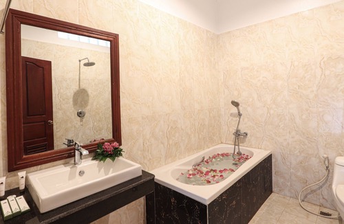 Sangkat Sla Kram Resort | The Garden Park by Lucky Courtyard