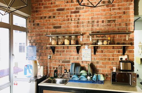 Kota Warisan Hostel | The Good Travelers Hostel - KL Airport