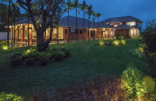 San Sai Villa | The Haven by YiZen - 7BR Luxury Pool Villa