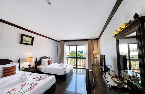 Sangkat Sla Kram Hotel | The Heritage Courtyard