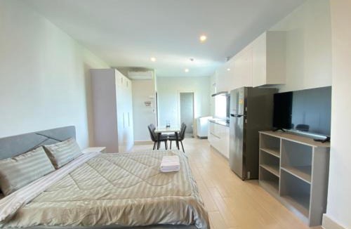 Sihanoukville City Centre Bed & Breakfast | The Hill Residence