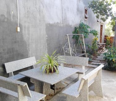 East Ham Tien Beach Hostel | The House 17/1