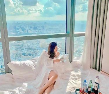 Hang Xanh Apartment | The Landmark Residences & Suites - Vinhomes Central