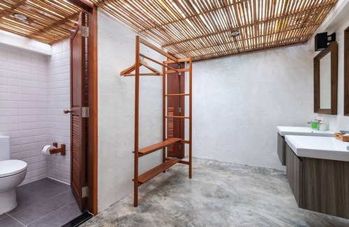 Ko Kood Hostel | The Little White Bird Traveller Hostel