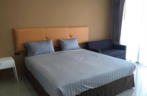 Sung Noen Hotel | The Lofts Eco
