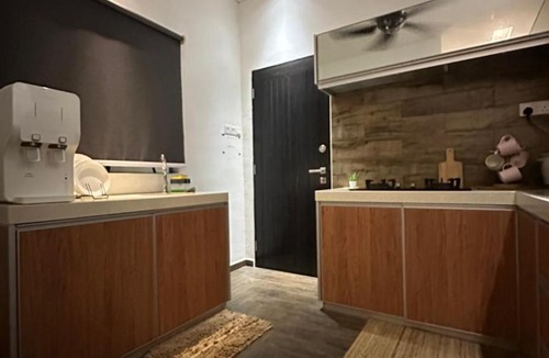 Sungai Baru Tengah House | The Lumber with Private Pool