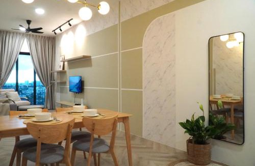 Taman Berjaya Apartment | The Lumi Stay Upton By Elica
