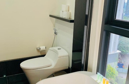 Kuala Lumpur City Centre Apartment | The Mews Glorious Suites KLCC
