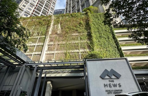 Kuala Lumpur City Centre Apartment | The Mews Glorious Suites KLCC