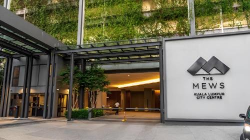 Kuala Lumpur City Centre Apartment | The Mews KLCC by Plush