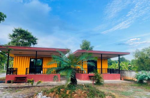 Chakphong House | The Monday ที่พักราคาถูก ใกล้หาดแหลมแม่พิมพ์