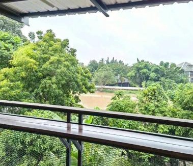 Chang Khlan Hostel | The Northern Grace Ping Riverside Hostel
